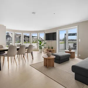 Apartment L Urban - Spacious With Private Terrace