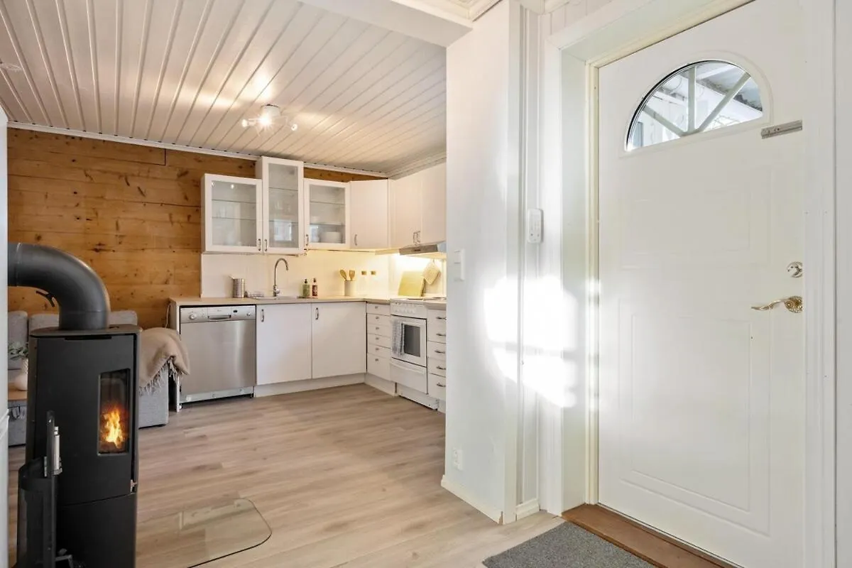 Cozy Hideaway With Private Balcony And Self Check In Apartment Bergen