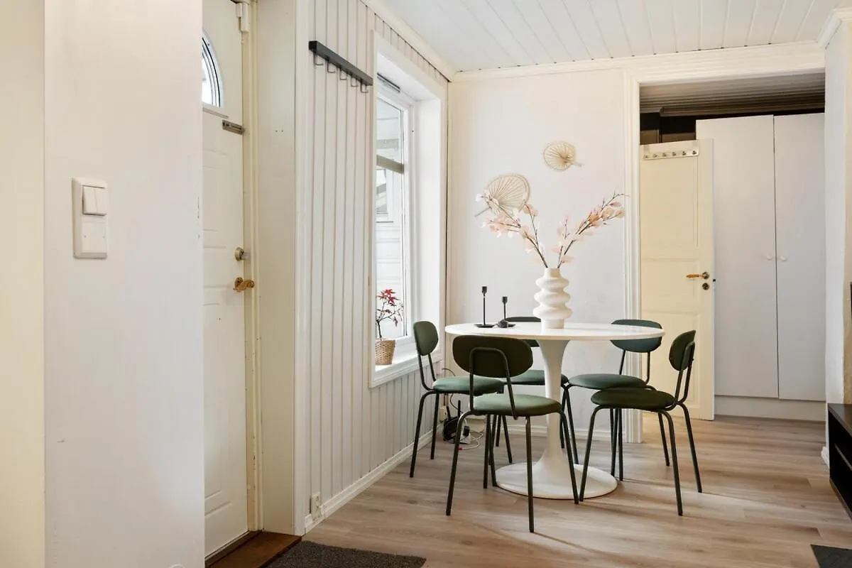 Cozy Hideaway With Private Balcony And Self Check In Apartment Bergen 0*,