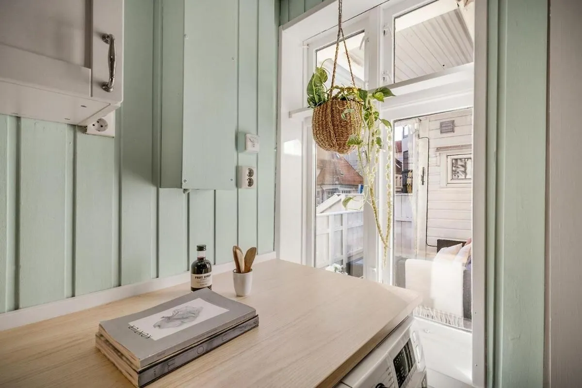 Cozy Hideaway With Private Balcony And Self Check In Apartment Bergen 0*,